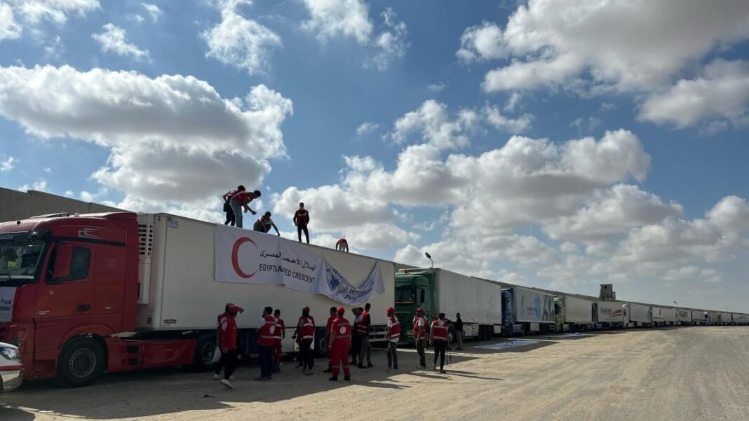 Humanitarian pause ramps up aid surge in Gaza