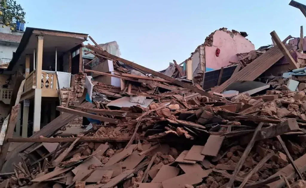 Nepal earthquake tragedy claims 128 lives