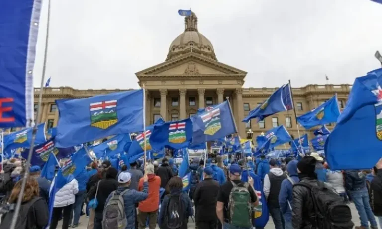 Alberta Votes on Whether to Begin Process Toward Independence From Canada