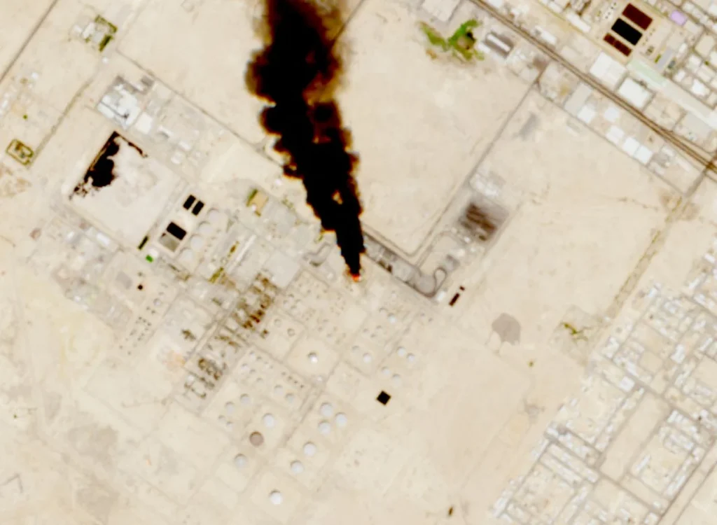 Saudi Airports Hit as Houthi Attacks Intensify, Three Injured