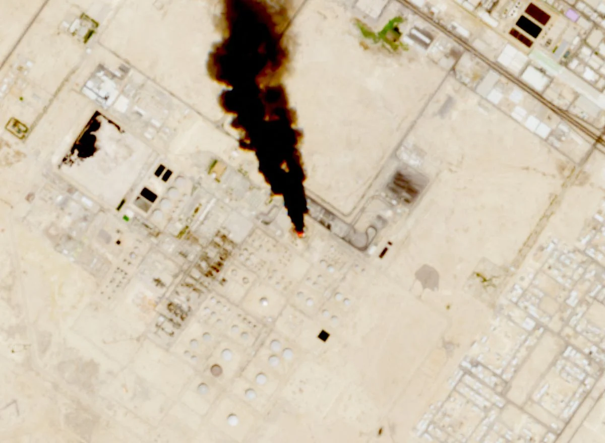 Saudi Airports Hit as Houthi Attacks Intensify, Three Injured