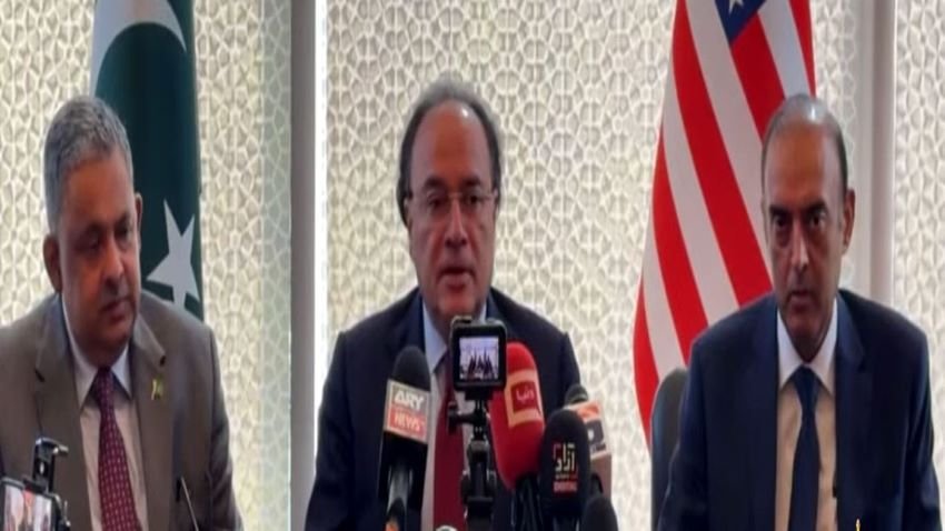 Pakistan, Economic, IMF, Finance Minister, Jameel Ahmad