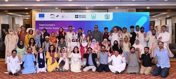 bb British, Pakistan, digital, economy, education