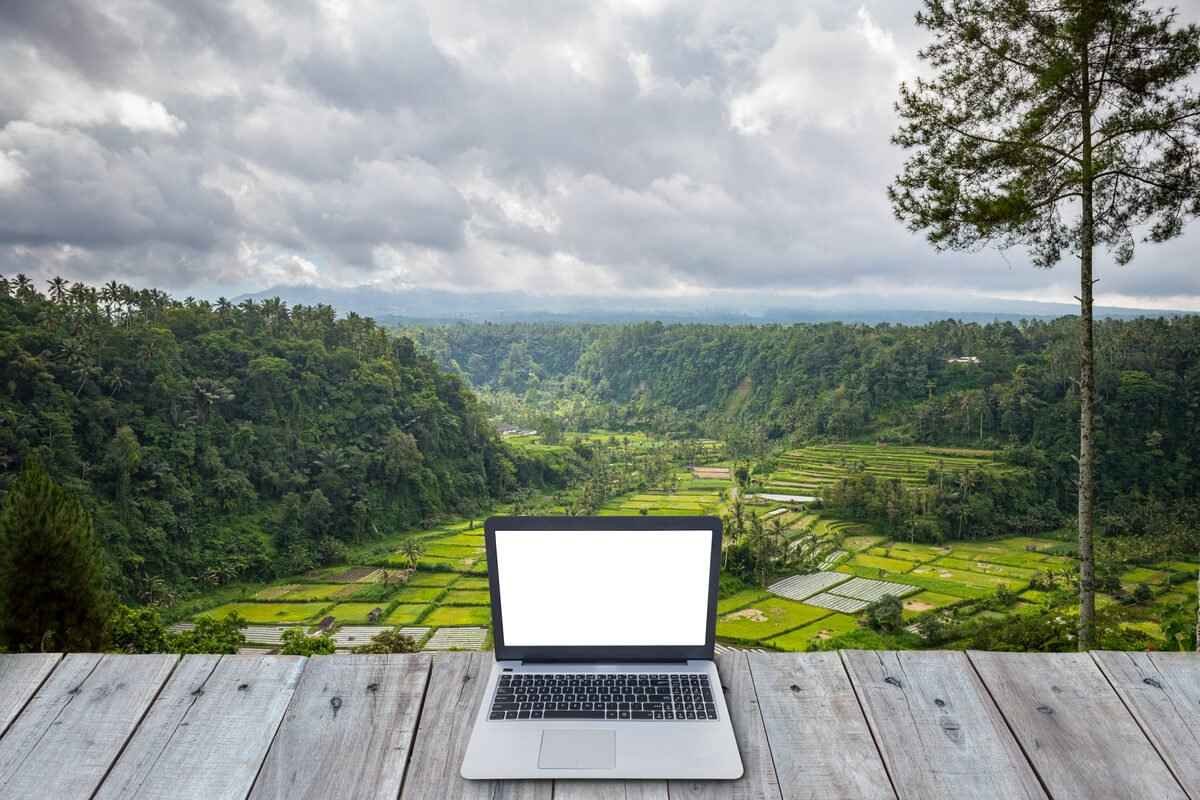 digital nomads