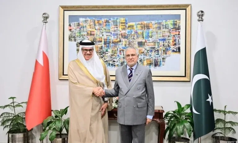 Pakistan, Bahrain Vow to Take Trade and Economic Ties to New Heights