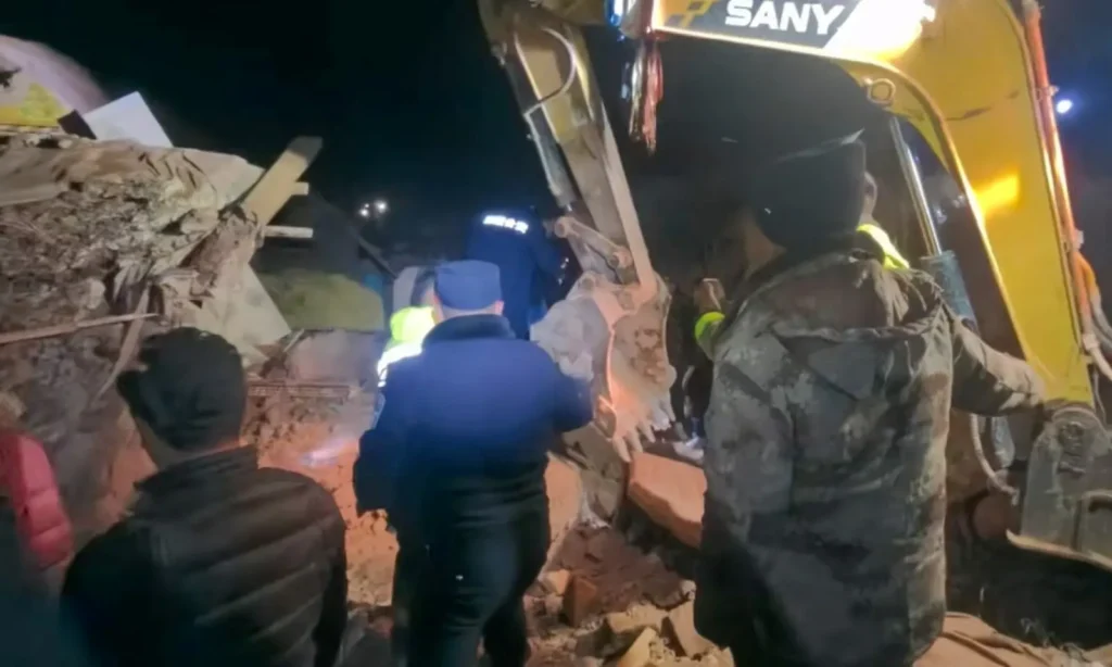Tibet Earthquake Leaves 16 Dead; Pakistan’s President, PM Extend Condolences