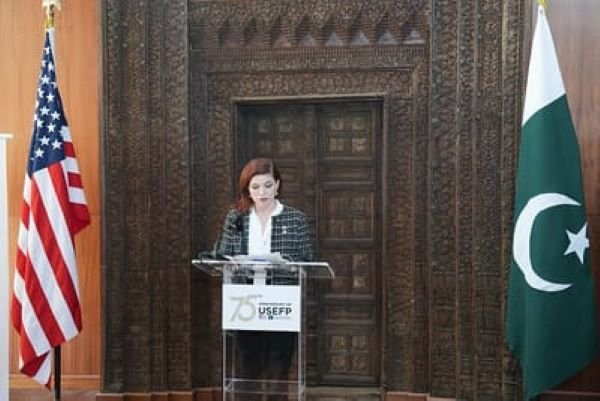 Pakistan, educational, opportunities, Lincoln, EducationUSA