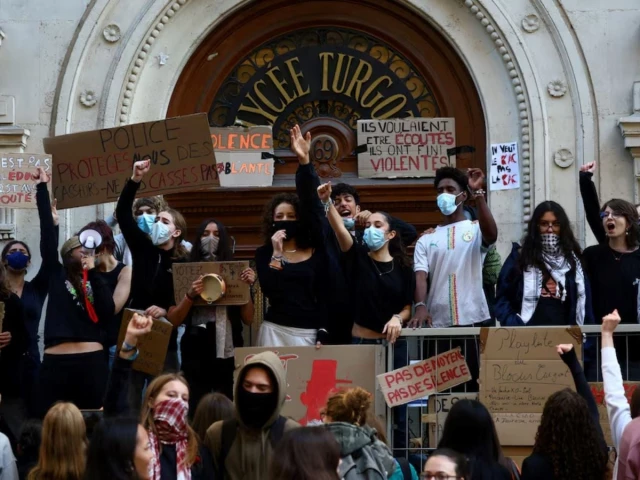 French Lawmaker Calls for Interior Minister’s Resignation Amid Student Protest Violence