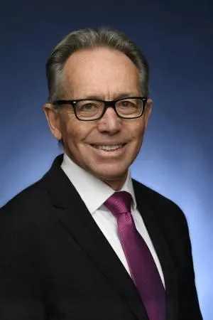 Australian High Commissioner to Pakistan Neil Hawkins 5 Australian High Commissioner to Pakistan Neil Hawkins