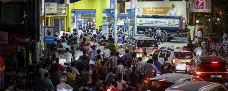 Fuel shortages reported in India amid long queues at petrol stations
