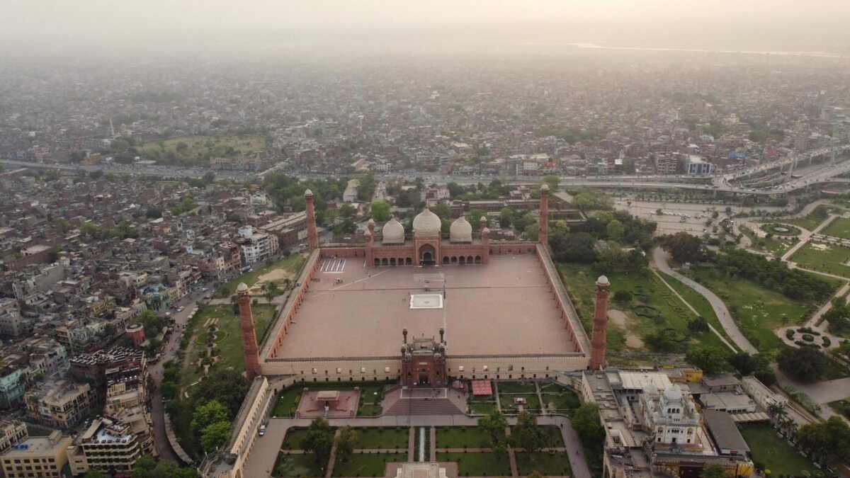 ECO Names Lahore Tourism Capital for Year 2027