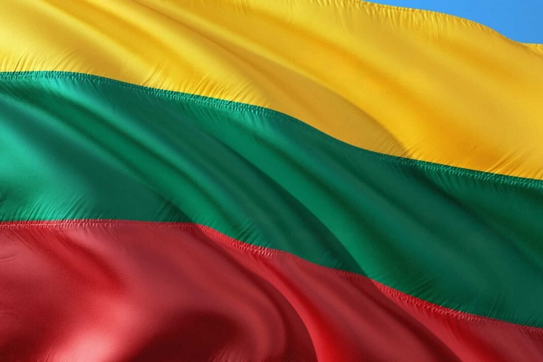 Maldives Minister felicitates on Day of Restoration of Lithuania