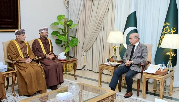 Pakistan, Oman Sign Six Agreements to Expand Bilateral Cooperation