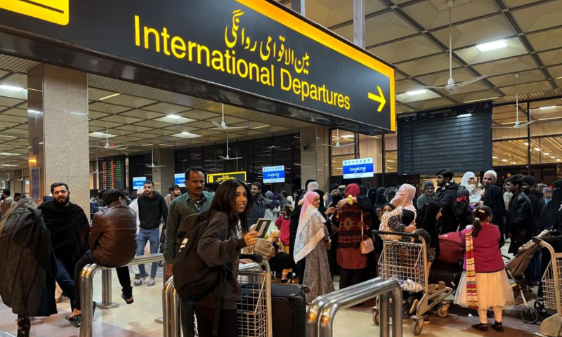 over 2 million pakistanis migrate for employment in last 5 years