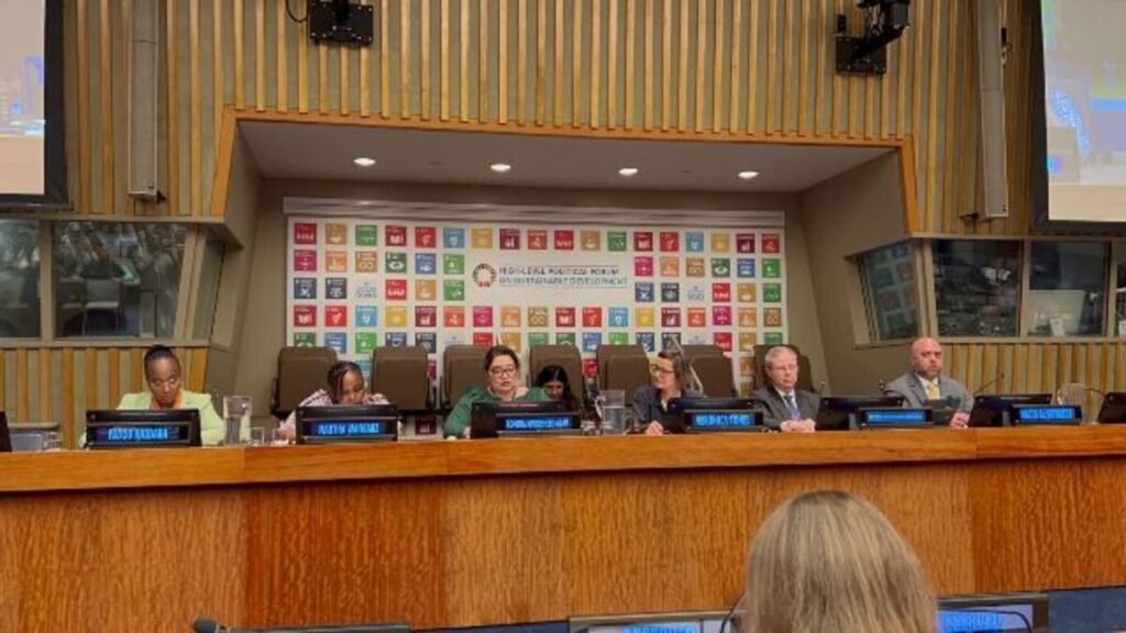 Pakistan reaffirms commitment to Paris Agreement