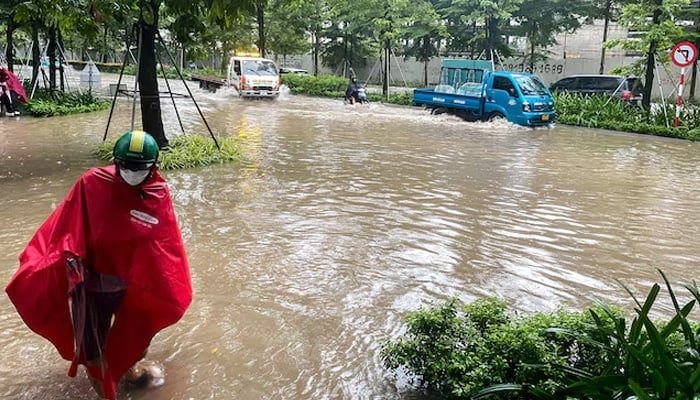 Vietnam, Typhoon, financial, loans